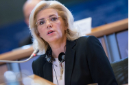 Suntem foarte întârziaţi cu absorbţia fondurilor pe exerciţiul 2021-2027 şi din PNRR