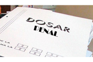 Dosar penal la Vaslui. Mama unui copil a bătut un elev