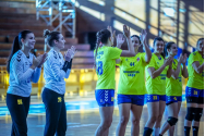 Succes necesar şi meritat al handbalistelor ieşene 