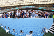 Mondialul lucrurilor inedite » Zece lucruri de la turneul final din Qatar: de la cabinete medicale SF la camere de rugăciune și televizoare la tribuna 1