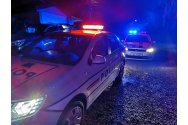 Un bărbat care i-a lovit intenţionat cu maşina pe fratele şi tatăl său, arestat preventiv