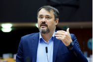 USR acuză Guvernul că inventat „taxa pe soare”