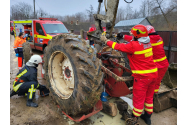 FOTO/VIDEO: Misiune de salvare a unui tânăr prins sub un utilaj agricol în Burdujeni-Sat