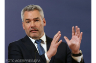 Cancelarul austriac Karl Nehammer, împreună de Anul Nou cu președintele Bulgariei, țară căreia Austria i-a blocat intrarea în Schengen