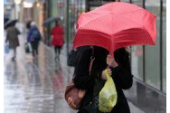 Cod galben de vânt în mai multe judeţe din țară. Avertismentul meteorologilor