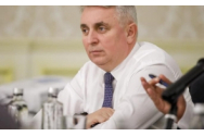 Protest la Cotroceni și MAI față de menținerea în funcție a lui Lucian Bode: 'Iohannis, președintele plagiatorilor'
