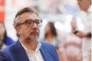 Ministrul Culturii vrea ca elevii să lase manelele pentru teatru, operă și muzee: 
