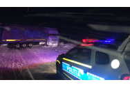  Un tir care a derapat, blochează traficul pe DN2 E 85
