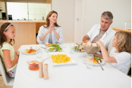 Care este cea mai potrivită oră pentru cină. La ce concluzii au ajuns nutriționiștii