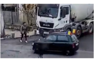 O femeie a fost ucisă de un TIR în timp ce traversa trecerea de pietoni