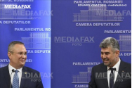 Sorin Avram: Ciolacu în locul lui Ciucă la şefia Guvernului, Ciucă în locul lui Ciolacu la şefia PSD. Tot aia ar fi