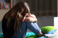 Facilități pentru elevele gravide și elevii părinți
