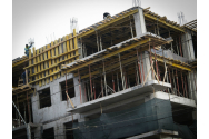 Construcţiile acaparează piaţa ieşeană a muncii