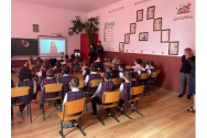 Bullyingul, combătut de către polițiști prin discuții cu elevii