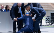 Preşedintele american, Joe Biden, a căzut de pe o scenă
