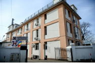 Peste un milion de lei pentru refacerea zidului de lângă unitatea medicală