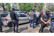 Şeful arestului IPJ Argeş a fost reţinut pentru luare de mită