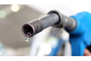  Benzina și motorina se scumpesc de la o zi la alta