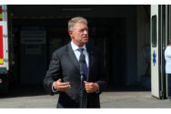 Klaus Iohannis îl spulberă pe primarul din Crevedia, după ce i-a vizitat pe pompierii arși