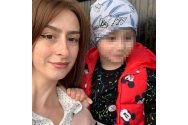 Copilul aruncat de mamă pe fereastră a început un program complex de terapie