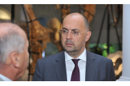 Proiectul legii fiscale. Când eşti în criză trebuie să reduci taxele, nu să le mărești