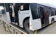 Şefii CTP îi caută pe cei care au spart geamul unui autobuz