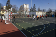 Încă un teren de sport a fost modernizat