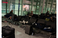 Emil Boc, marele absent de Ziua Națională. A dormit pe scaune în aeroport