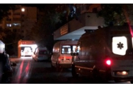 O fetiță a murit și alți doi copii sunt în stare gravă după ce ar fi fost spălaţi de bunica lor cu o substanţă toxică