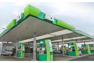Ungurii vin în România să-și alimenteze autoturismele, având în vedere că de luni în Ungaria se scumpesc benzina și motorina