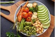 Salvarea planetei prin veganism. Mircea Badea, reacție după știrile cu avocado