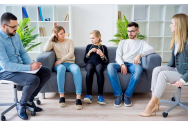 Psihologii ieșeni formează grupuri de socializare dedicate minorilor