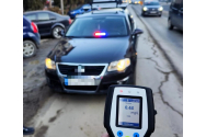 Maşină „tunată“ cu sirenă şi stroboscop, condusă de un şofer din Neamţ, beat, drogat şi fără permis