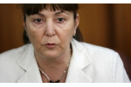 Lovitură pentru Monica Macovei. Trei spitale îi cer despăgubiri