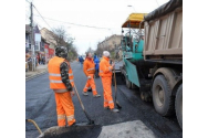 Opt străzi din Iaşi intră în reparaţii capitale