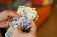 Căutarea idealului profesional: salariu mai mare și flexibilitatea de a lucra de acasă dominează preferințele românilor
