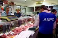 Tot mai mulți comercianți pun în pericol viaţa şi sănătatea ieșenilor