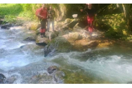Ucrainenii căutaţi în Munţii Maramureşului, găsiţi pe o stâncă de unde nu se mai puteau deplasa