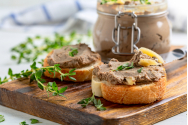 Pateul din ficat de rață, un simbol al eleganței și rafinamentului culinar