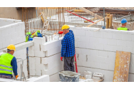 Numărul autorizațiilor de construire, în scădere 