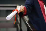  Top 3 cadouri pentru fiul sau fiica ta cu ocazia terminării studiilor