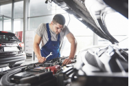 „Surpriză“ de Crăciun pentru posesorii noului Dacia Duster. Mașinile au fost rechemate în service