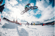 La Păltiniș începe concursul de schi Arena Freestyle Open