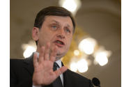 Crin Antonescu vrea neaparat ca Georgescu să candideze: În politică nu e cum te plimbi tu pe căluț