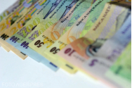 Previziuni sumbre pentru 2025. Adrian Negrescu: Vor încerca să ne ia mai mulți bani din buzunar. Ce se va întâmpla cu TVA-ul 