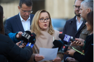 Elena Lasconi pune tunurile pe Ciolacu: Se pregătește să renunțe la trei miliarde de euro prin PNRR