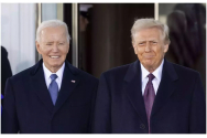  Momentul în care Donald Trump e întâmpinat de Joe Biden la Casa Albă. Biden i-a lăsat o scrisoare lui Trump: 
