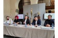 Iașul, ticsit de statui