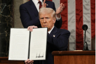 Donald Trump dă un semnal la nivel mondial și pune cruce mașinilor electrice