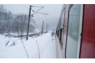Trenurile din Regionala CF Iași merg cu greutate din cauza zăpezii și a vântului